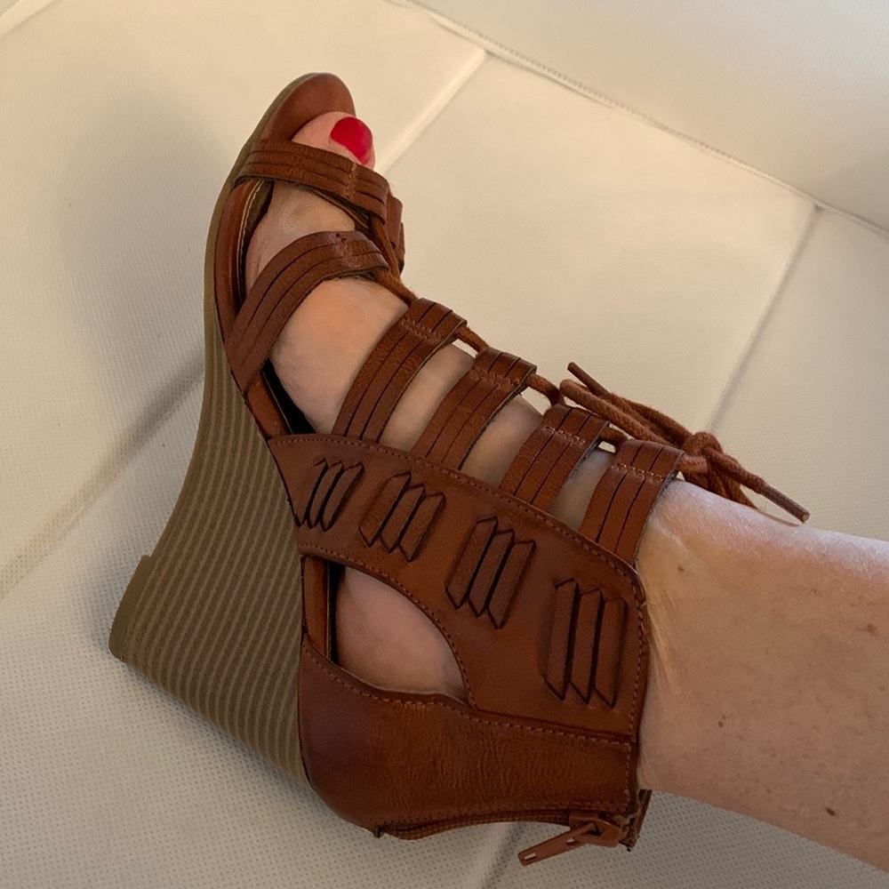 Faux leather wedge Sandals size 7